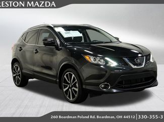 Used 2018 Nissan Rogue Sport SL w/ SL Premium Package image 1
