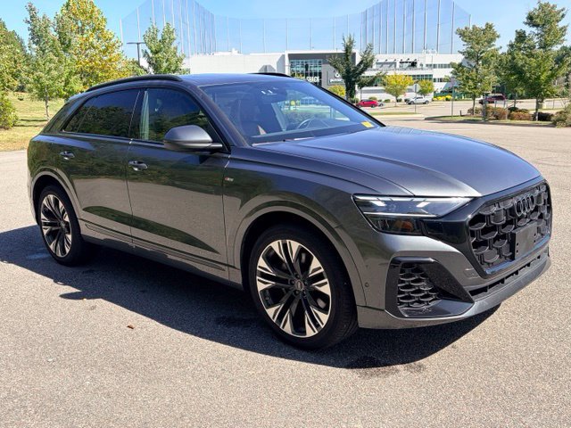 Used 2026 Audi Q8 Premium Plus w/ Premium Plus Package AWD/4WD image 3
