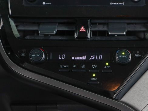 Used 2023 Toyota Camry SE FWD image 20