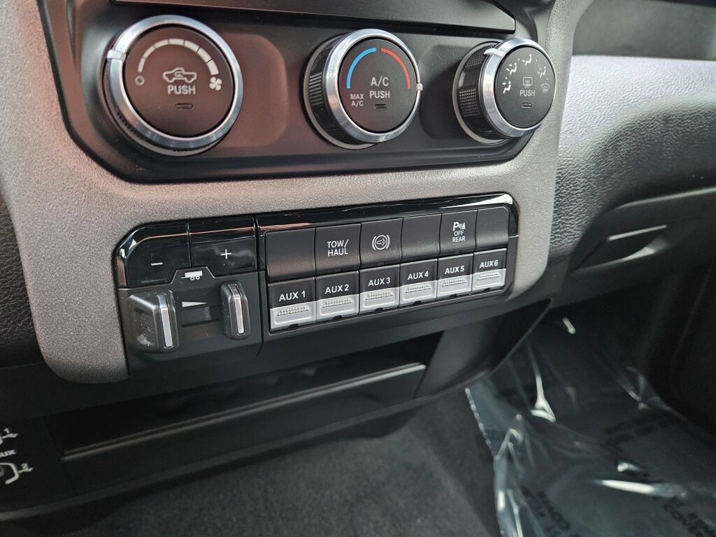 Used 2024 RAM 2500 Tradesman w/ Snow Chief Group AWD/4WD image 26