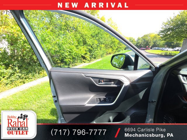 Used 2019 Toyota RAV4 Adventure w/ All Weather Liner Package AWD/4WD image 15