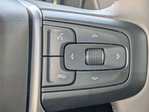 Used 2022 GMC Yukon SLE w/ Gmc Pro Safety Plus Package RWD image 22