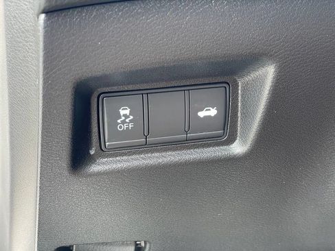Used 2019 INFINITI Q50 Luxe AWD/4WD image 14