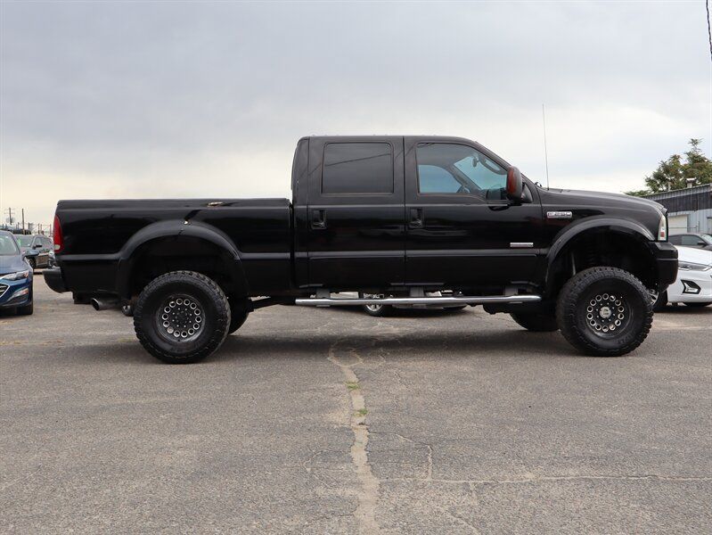 Used 2006 Ford F250 XL AWD/4WD image 2