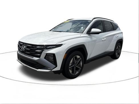 Certified 2026 Hyundai Tucson SEL Plus FWD image 7