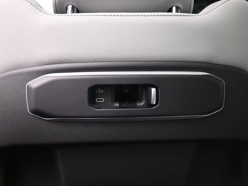 Used 2024 BMW X5 xDrive50e w/ Premium Package AWD/4WD image 26