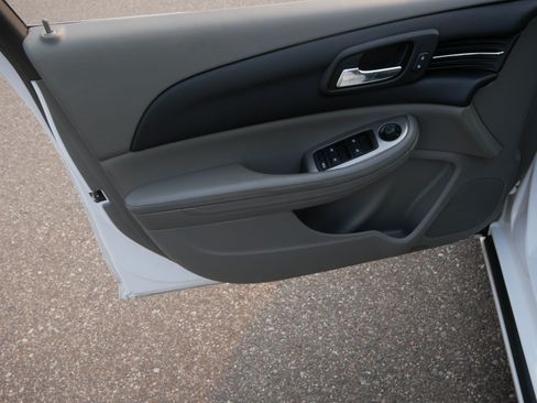 Used 2014 Chevrolet Malibu LS w/ Protection Package FWD image 19