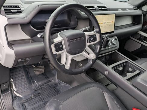Used 2023 Land Rover Defender 130 X-Dynamic SE AWD/4WD image 16