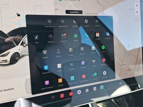 Used 2020 Tesla Model 3 Standard Range Plus image 24