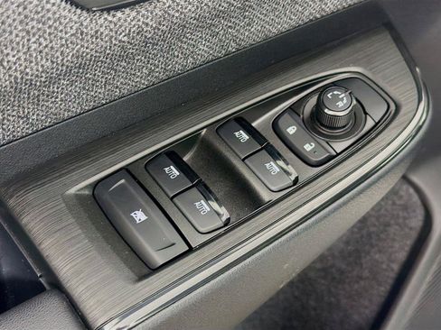 Used 2026 Subaru Outback Premium AWD/4WD image 24