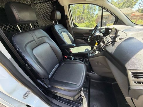 Used 2022 Ford Transit Connect XL FWD image 17
