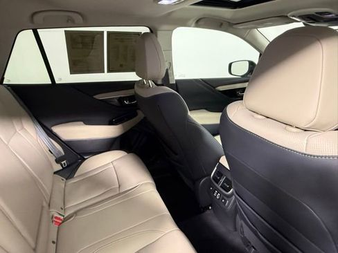 Used 2025 Subaru Outback Limited image 51
