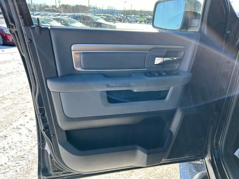 Used 2014 RAM 1500 Classic SLT image 14