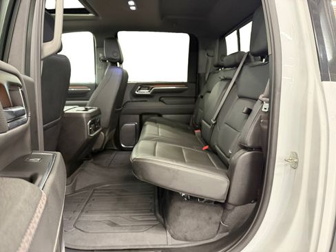 Used 2024 GMC Sierra 2500 Denali w/ Denali Reserve Package AWD/4WD image 10