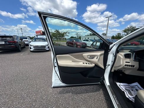 Certified 2024 Nissan Murano SL FWD image 61