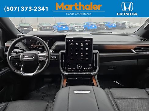 Used 2025 GMC Yukon XL Denali image 22