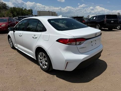 Used 2024 Toyota Corolla LE FWD image 3