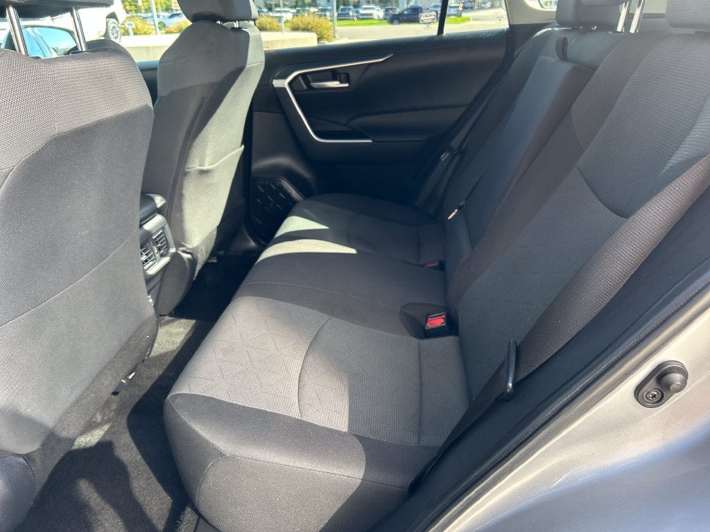 Certified 2025 Toyota RAV4 XLE AWD/4WD image 28