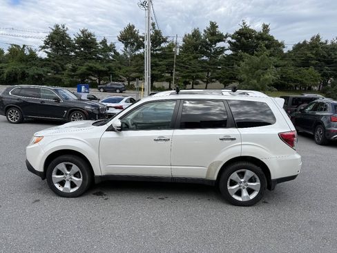 Used 2011 Subaru Forester 2.5XT Touring AWD/4WD image 10