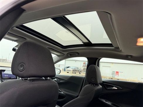 Used 2024 Chevrolet Malibu LT image 8