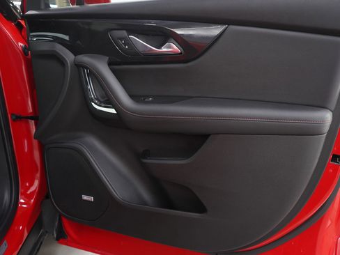 Used 2019 Chevrolet Blazer RS image 9