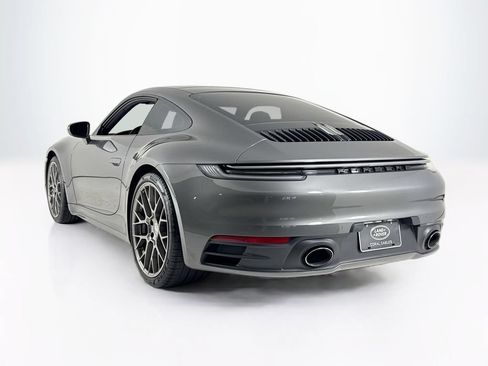 Used 2021 Porsche 911 Carrera image 3