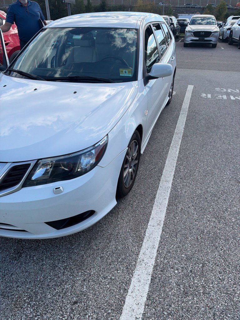 Used 2010 Saab 9-3 2.0T w/ Comfort Package FWD image 3