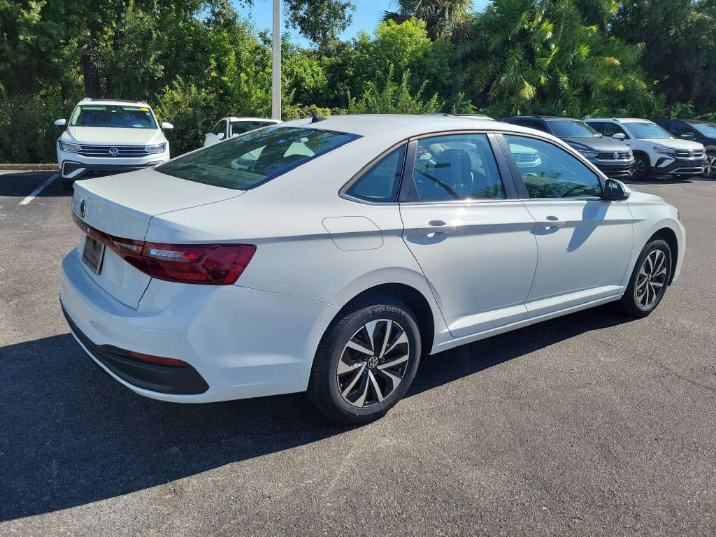 Used 2025 Volkswagen Jetta S FWD image 7