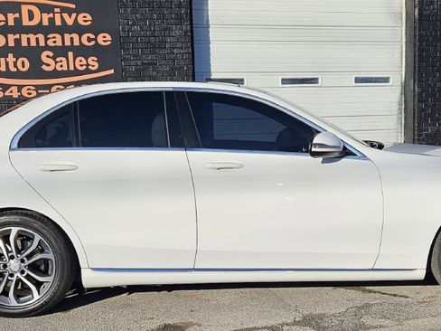 Used 2017 Mercedes-Benz C 300 Sedan image 8