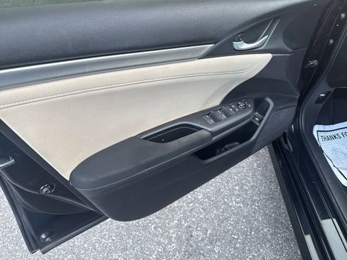 Used 2016 Honda Civic EX image 10