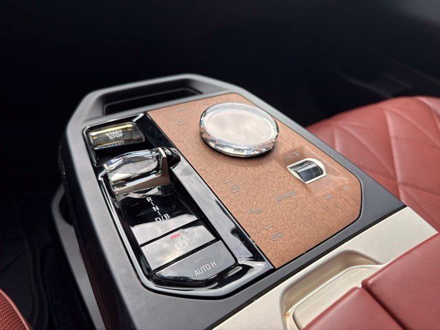 Used 2023 BMW iX M60 w/ Executive Package AWD/4WD image 16
