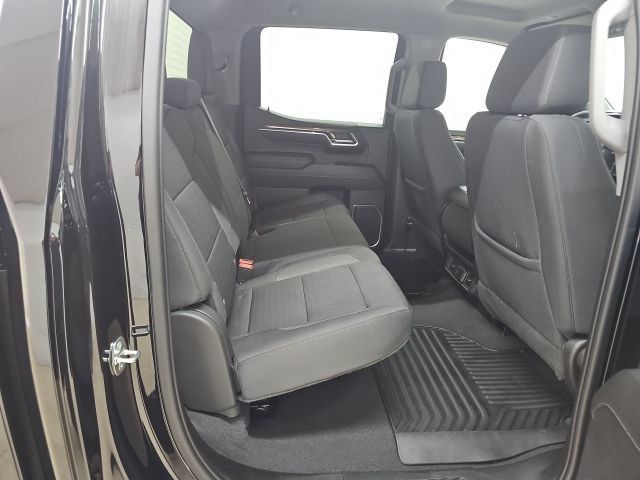 Used 2023 Chevrolet Silverado 1500 LT AWD/4WD image 20