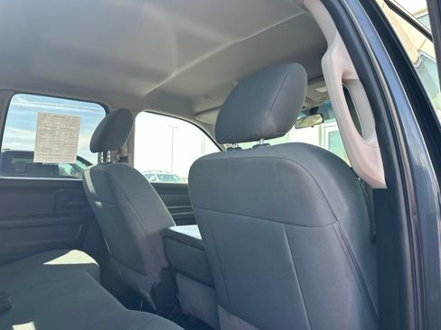 Used 2019 RAM 1500 Express w/ Express Value Package AWD/4WD image 24