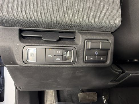 Used 2026 GMC Sierra EV Elevation AWD/4WD image 21