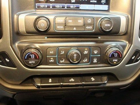 Used 2018 GMC Sierra 1500 SLE image 25