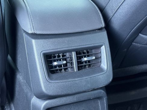 Used 2026 Chevrolet Equinox EV LT w/ Convenience Package II FWD image 39