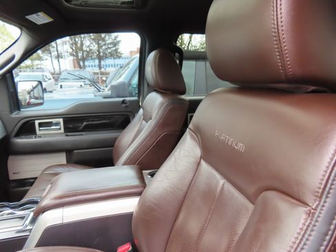 Used 2011 Ford F150 Platinum image 29