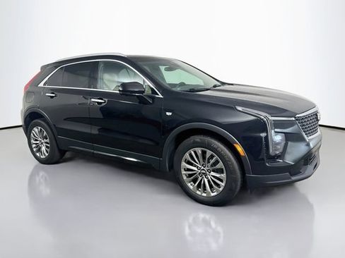 Used 2025 Cadillac XT4 Premium Luxury FWD image 23