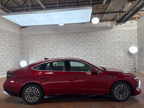 New 2026 Hyundai Sonata SEL FWD image 8
