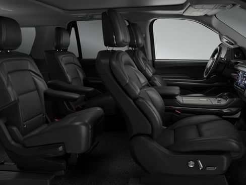 New 2026 Lincoln Navigator L Reserve AWD/4WD image 28