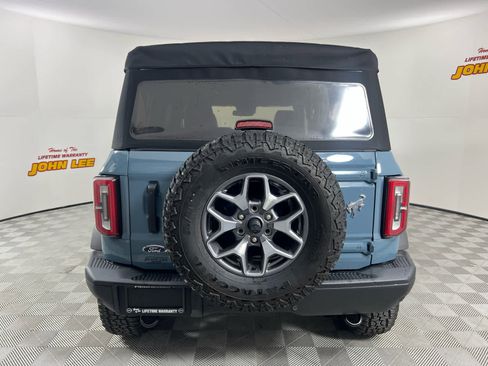 Used 2021 Ford Bronco Badlands image 4