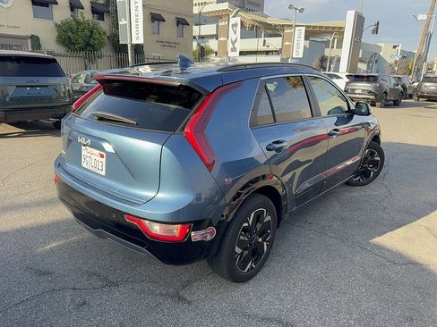 Used 2023 Kia Niro Wind FWD image 6