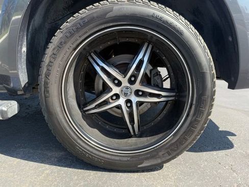 Used 2014 RAM 1500 Laramie w/ Convenience Group image 28