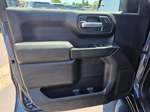 Used 2022 Chevrolet Silverado 1500 Custom AWD/4WD image 19