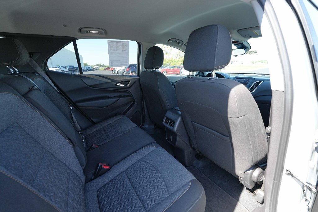 Used 2022 Chevrolet Equinox LT FWD image 26