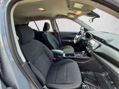 Used 2024 Nissan Kicks SV FWD image 18