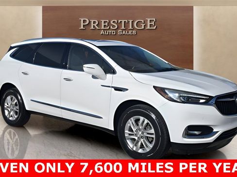 Used 2018 Buick Enclave Premium image 17