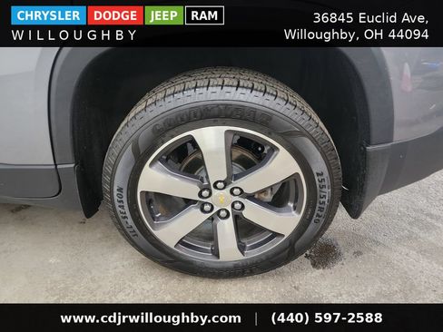 Used 2019 Chevrolet Traverse LT w/ LT Premium Package AWD/4WD image 47