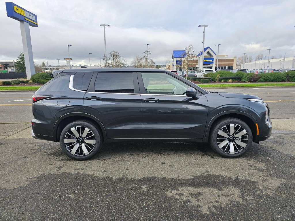 New 2026 Mitsubishi Outlander SE AWD/4WD image 4