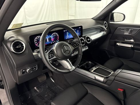 Certified 2026 Mercedes-Benz GLB 250 image 4